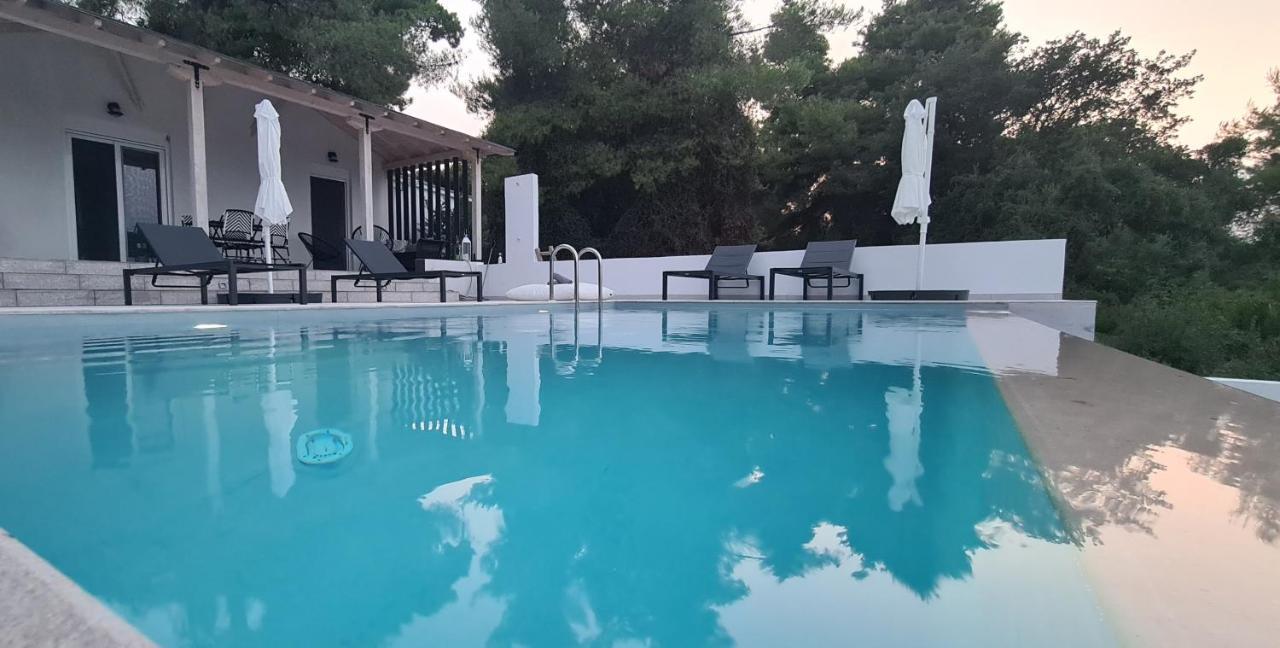 Villa Anna Maria Kriopigi Luaran gambar